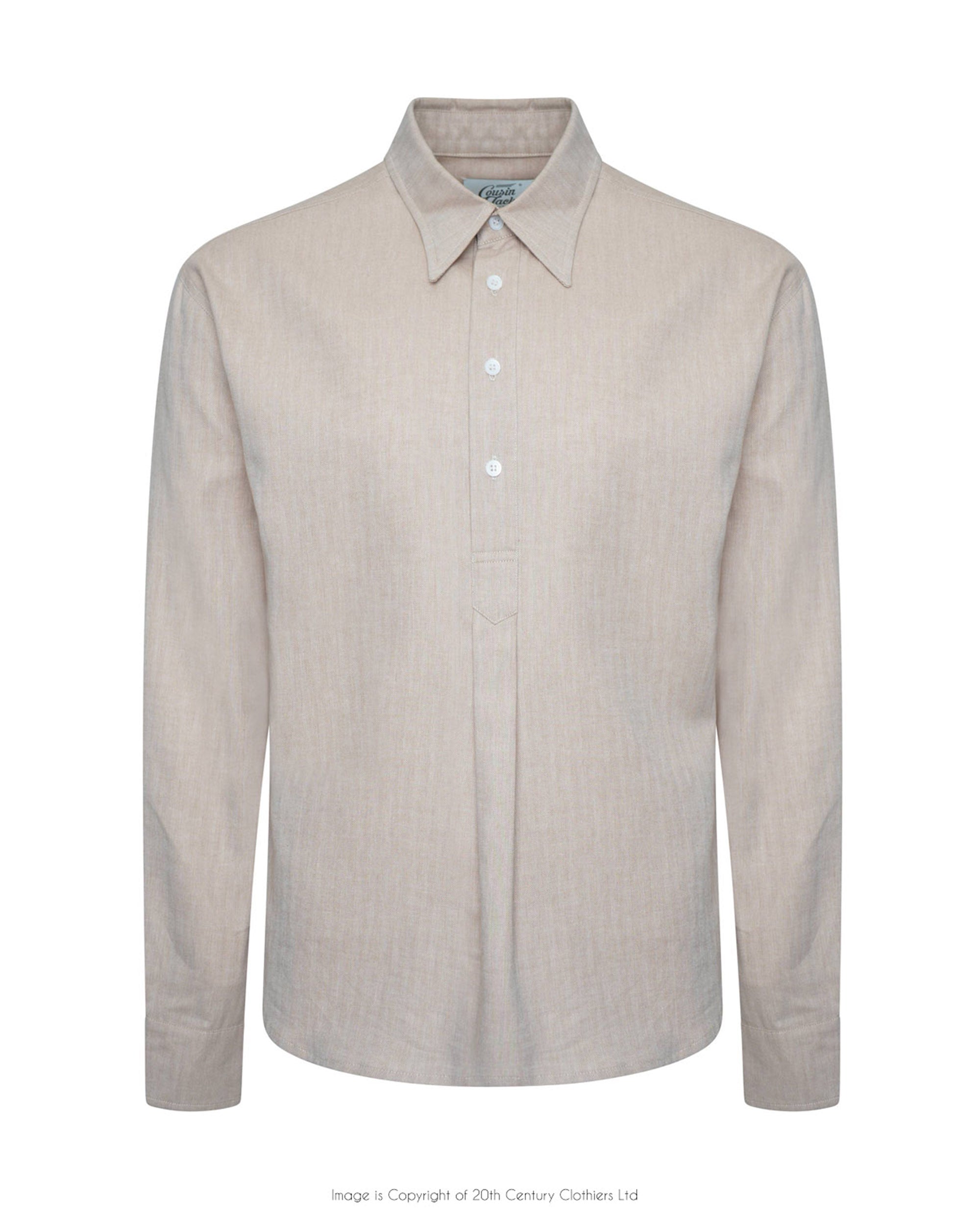 Casual Spear Collar Shirt in Ecru